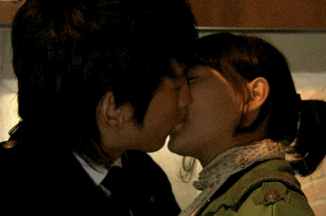 kiss26qo.gif