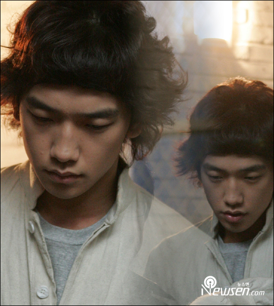 newsen_photo.jpg